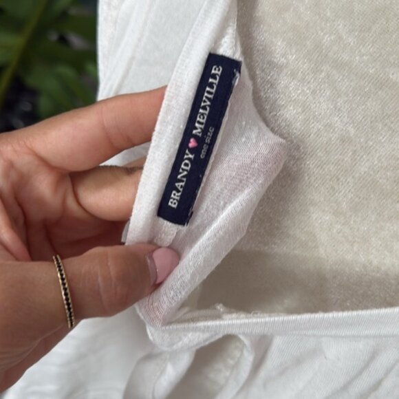 Brandy Melville open back tank White Sleeveless Women's Top - Picture 5 of 5